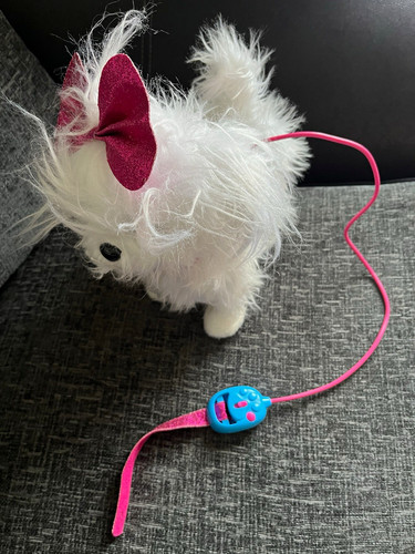 White fluffy electronic toy - white,