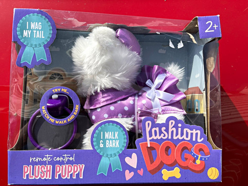 Fashion dogs remote - fashion,